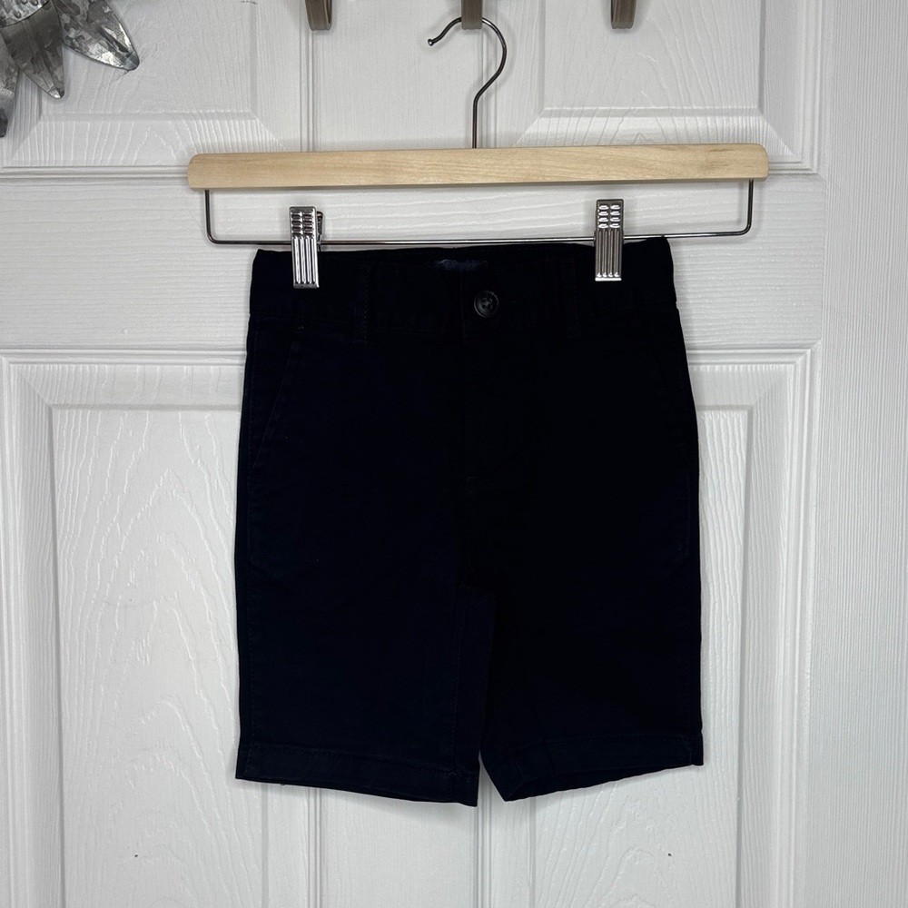 Children’s Place Boy’s Navy Adjustable Shorts. Sz 5 Slim. Never worn.